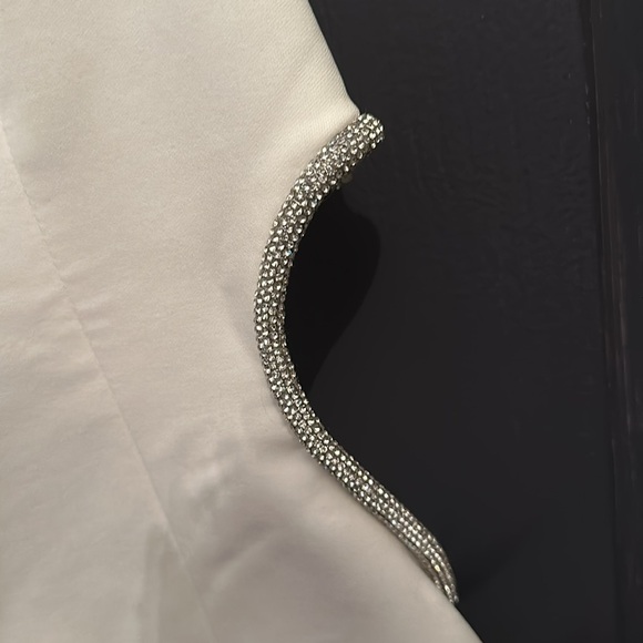 Zara one shoulder top with rhinestone cutout - Picture 2 of 2